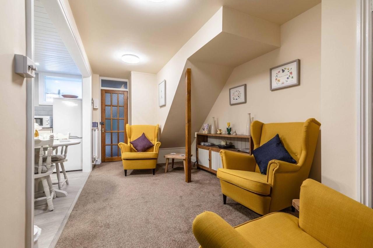 Central Windsor, 2 Bedroom 2 Bathroom, 5 Minutes To Castle Экстерьер фото